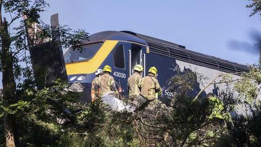Photo of Passenger Train Derails in Scotland; ‘Serious Injuries’ Reported