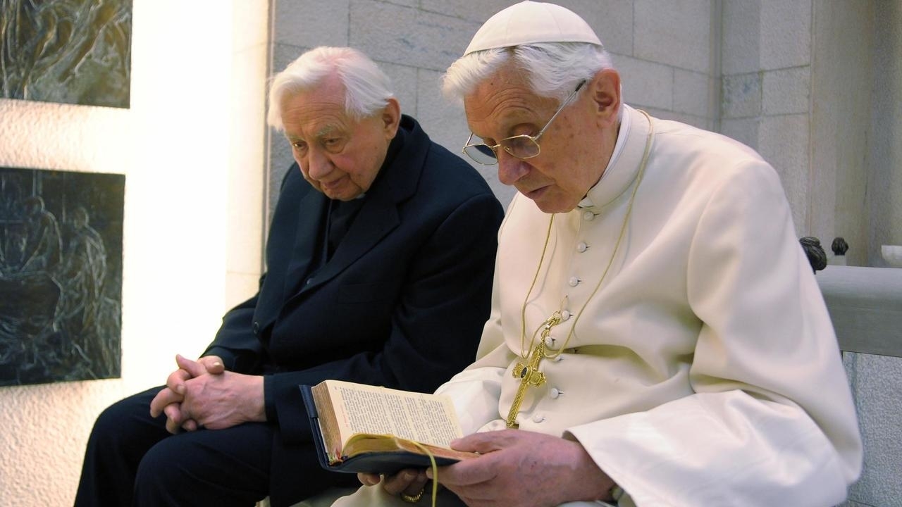 Photo of Former pope Benedict XVI ‘extremely frail’, says German newspaper report