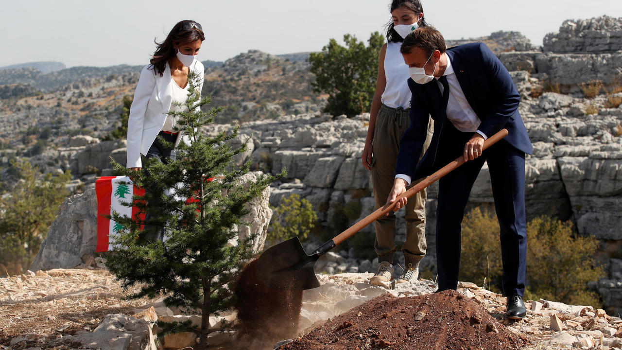 Photo of Live: Macron marks Lebanons centenary, pushes for urgent reform on Beirut visit