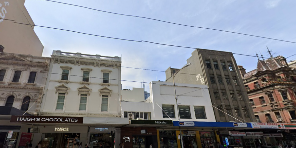 Large Swathe of Sydney Suburb Placed on Lockdown as Police Hunt Shotgun-Armed Suspect